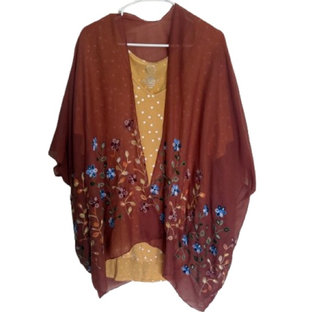 *FREE Kimono with Maurices 24/7 Polka Dot Top Purchase